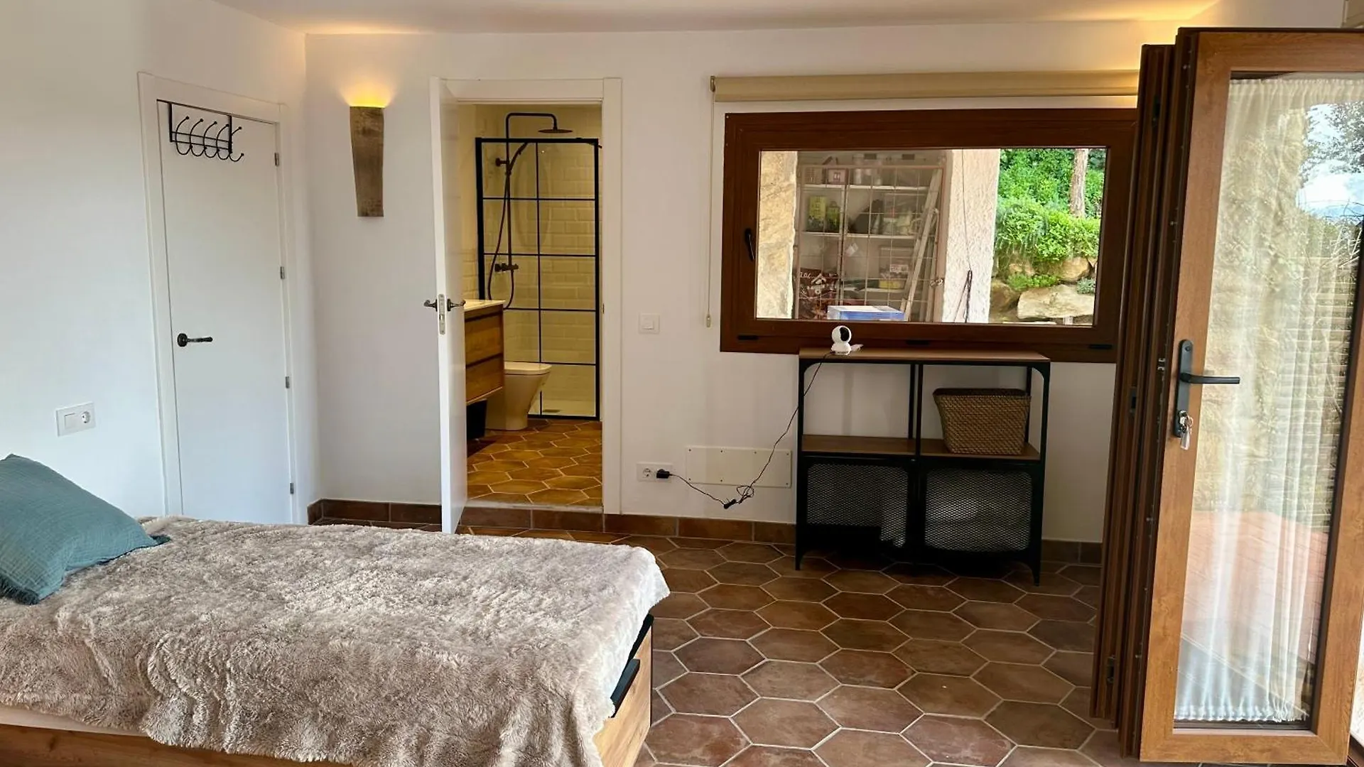 Casa de Férias Praga 2 - Encantadora Casa Con Piscina Y Vistas Al Bosque! Pals