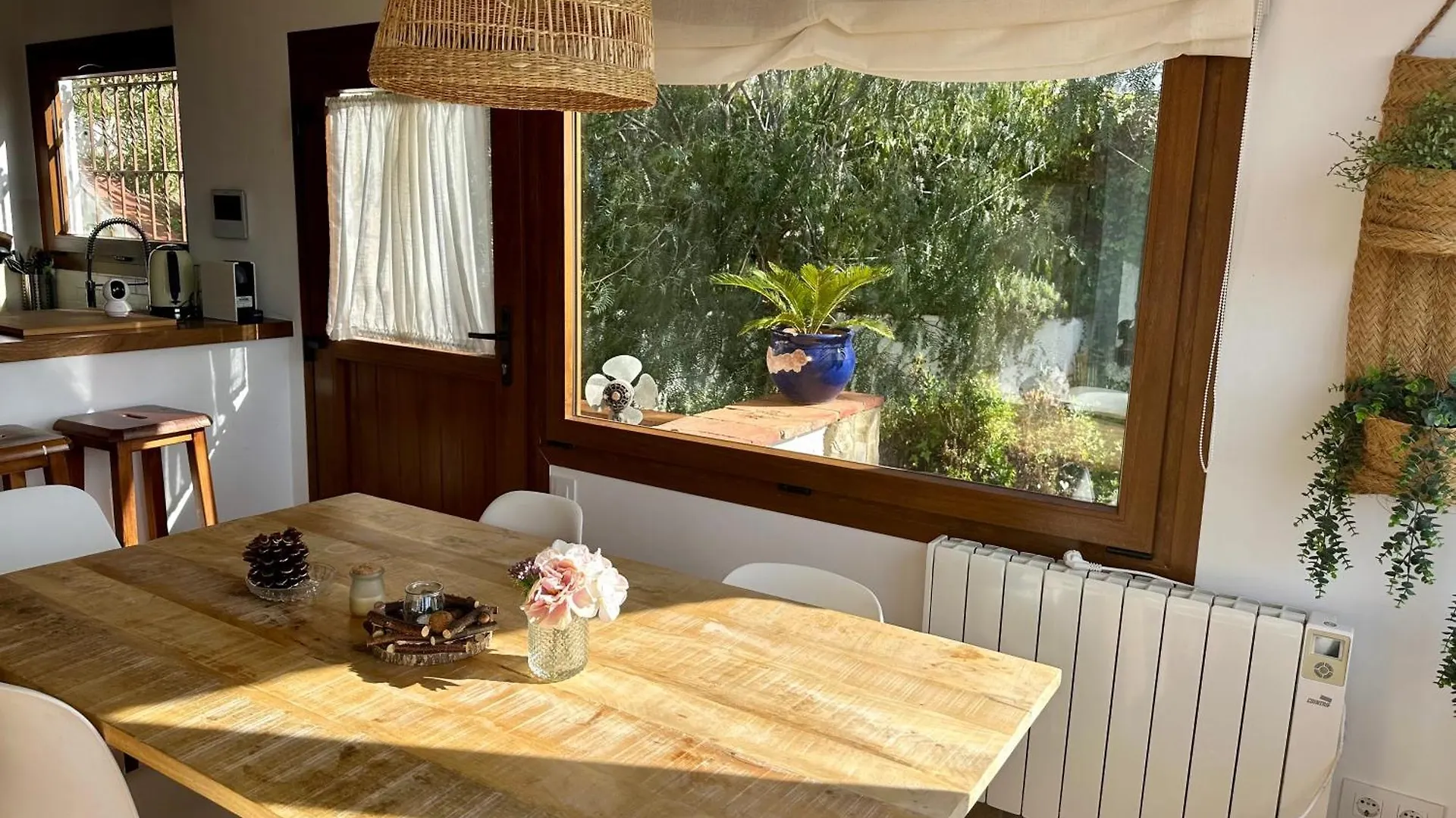 Casa de Férias Praga 2 - Encantadora Casa Con Piscina Y Vistas Al Bosque! Pals