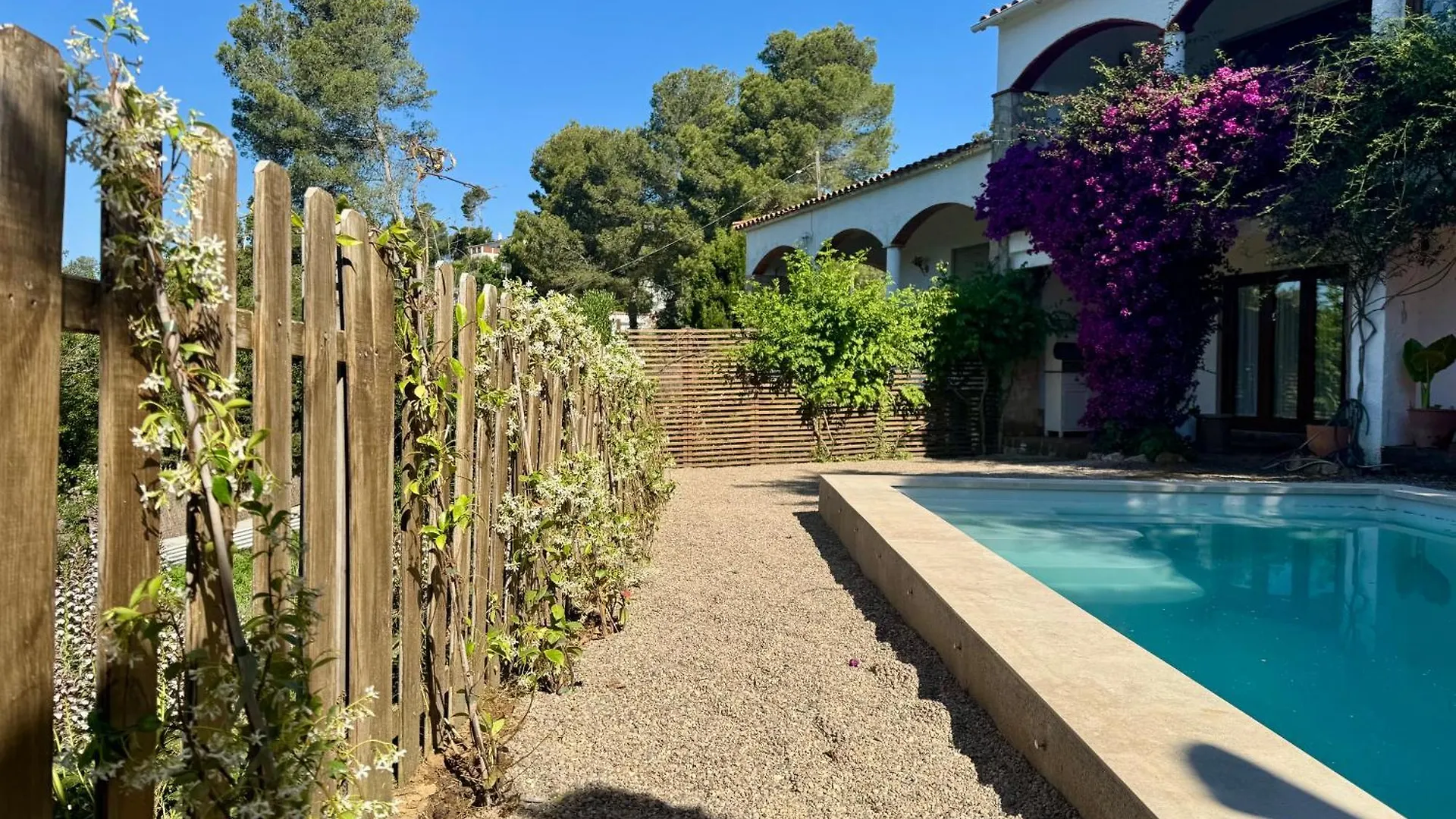 Praga 2 - Encantadora Casa Con Piscina Y Vistas Al Bosque! Pals 0*,  Espanha